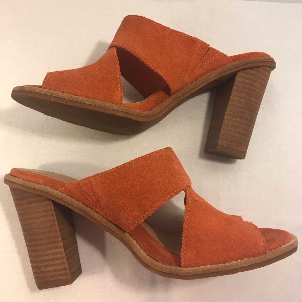Ugg Cella Suede Block Heel Orange Sandal
